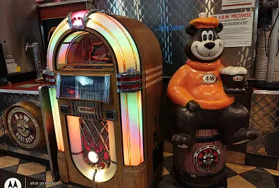 A W Rootbeer Bear   Jukebox