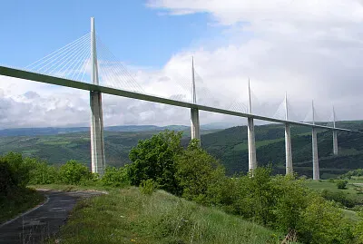 Viaduc de Millau, Aveyron jigsaw puzzle