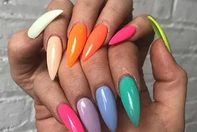 uÃ±as