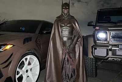 el trabieso scott  batman