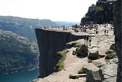 AB - Prekestolen, Norvege