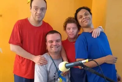 Prof. Alexandre e Grupo