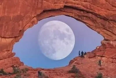 LA LUNA LLENA