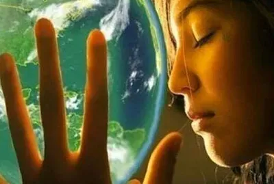 פאזל של Orando por el mundo