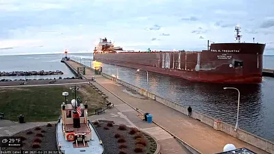 Paul R Tregurtha Freighter at Duluth jigsaw puzzle