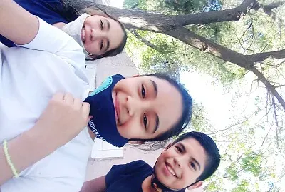 Mis compas y yo :3