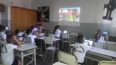 trabajando