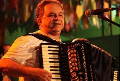 Cantor Flávio José