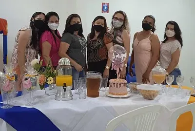 Quebra cabeça das amigas