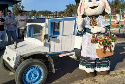 A mascote Bequinha e a Fubica carros famosos dos P
