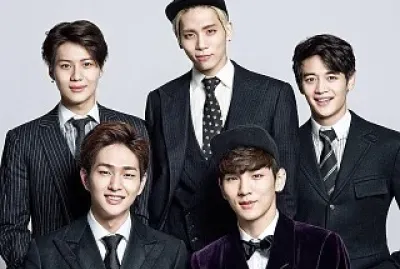 SHINee