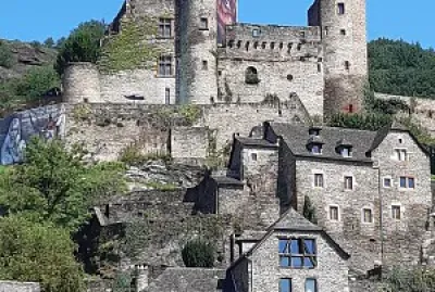 Le chateau de Belcastel