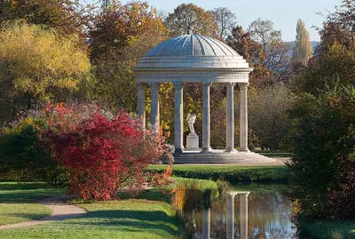 Temple de l 'amour, parc du chateau de versailles