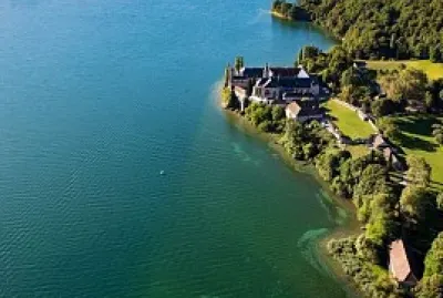 Abbaye d 'Hautecombe jigsaw puzzle