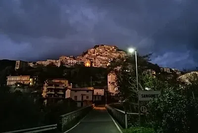 פאזל של Sangineto al tramonto