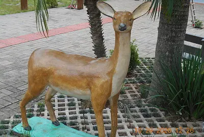 Escultura de um cervo