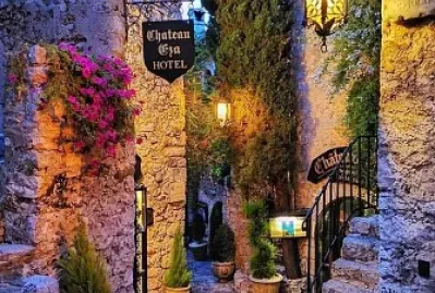 Eze-Francia