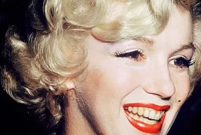 LOVING MARILYN