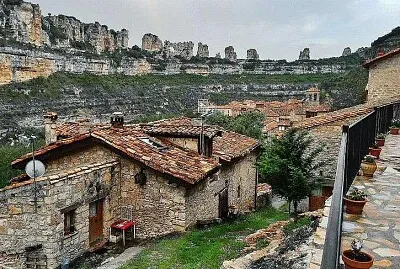 Orbaneja del Castillo-Burgos jigsaw puzzle