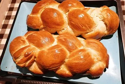 Swiss Sunday bread