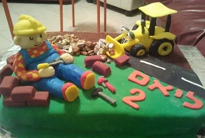Bob the Builder cake