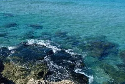 תמונת ים אכזיב