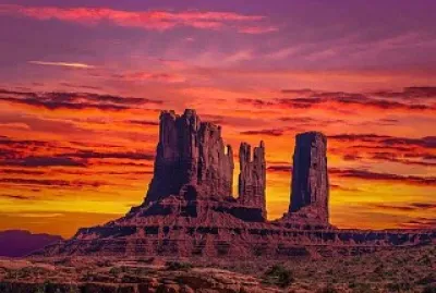 MONUMENT VALLEY