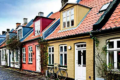 275.- CASAS DOS AGUAS