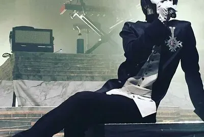 פאזל של Papa Emeritus III