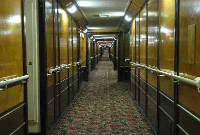 Queen Mary Hotel Cabin Corridor jigsaw puzzle