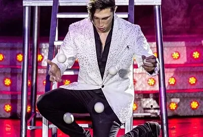 פאזל של moradia