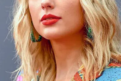 Taylor Swift jigsaw puzzle