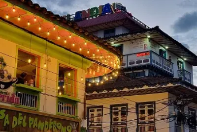 LOS COLORES DEL QUINDIO