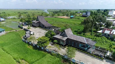 Rumah Adat Banjar