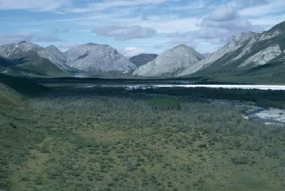 Junjik River Valley im Sommer