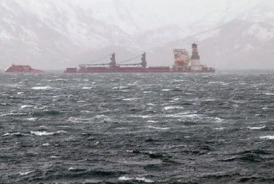 M/V Selendang Ayu Wyciek oleju Unalaska 2004