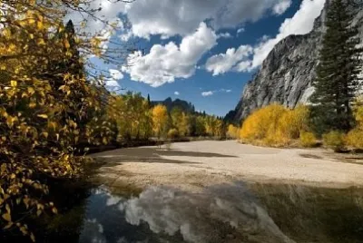 Herbstszene, Yosemite Park, Kalifornien, USA