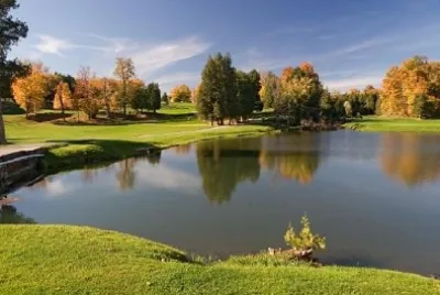 Widok na pole golfowe