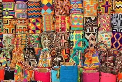 カラフルなバッグコロンビア