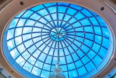 Geometrische Decke, klare runde Decke