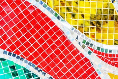 Verre de mosaïque d'art ou mosaïque de verre transparente sur le w