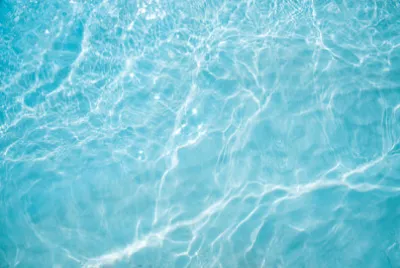 Belle surface sous-marine claire. Résumé natur