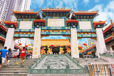 HONG KONG, CINA - 5 MAGGIO 2018: Peopl non identificato