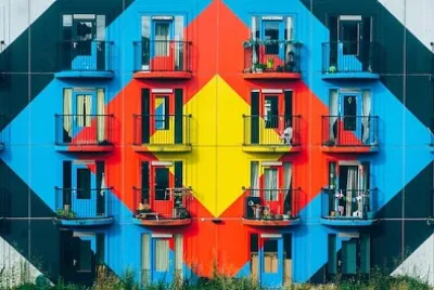 Kolorowy budynek