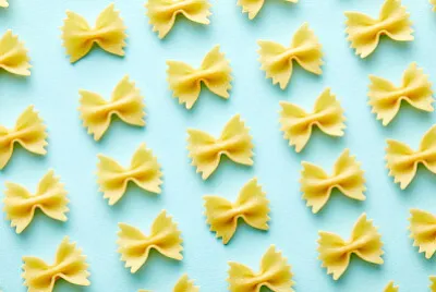 Piatto con Farfalle crude