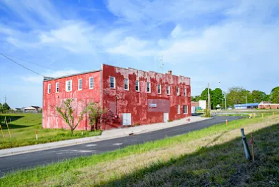 レッド カントリーサイド ビルディング