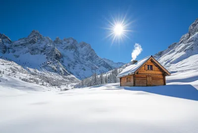 L'abbraccio dell'inverno in montagna