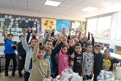 الثالث ب