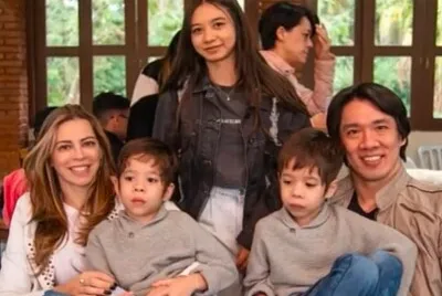 família