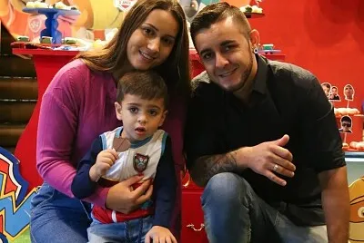 Familia